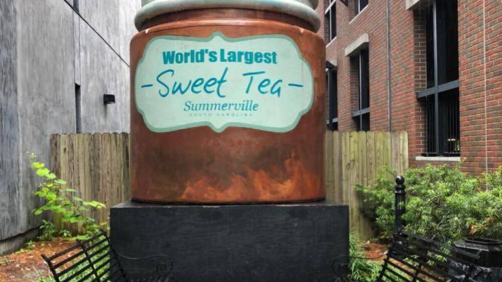 the world's largest sweet tea