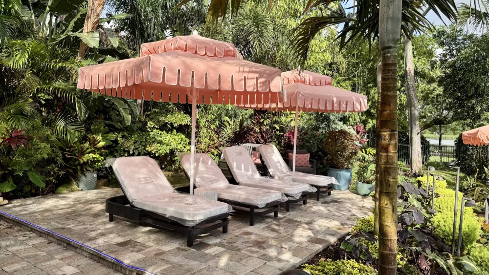 ORLtoday_Swimply chic tropical resort