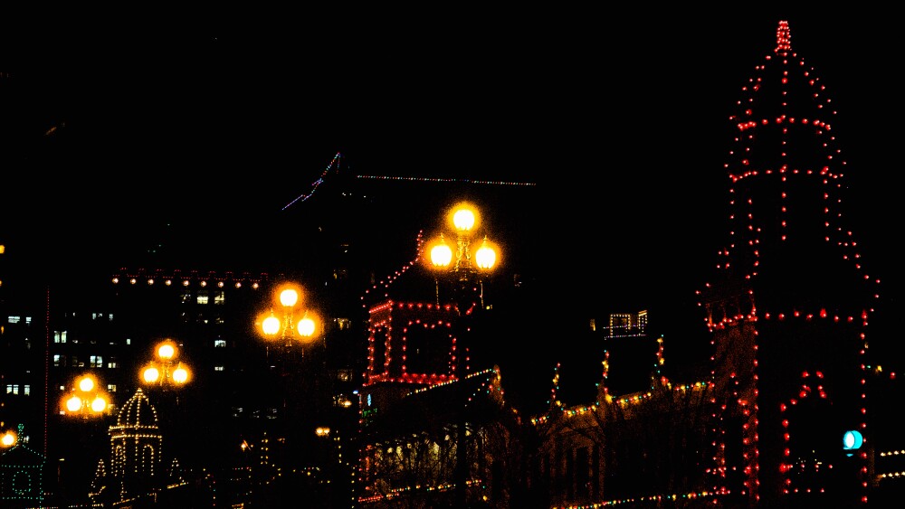 KC_Plaza Lights 02.jpg