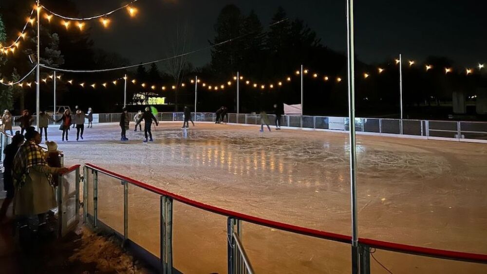 INDY_Ice rink at Holliday Park_IndyParks_NOV2022