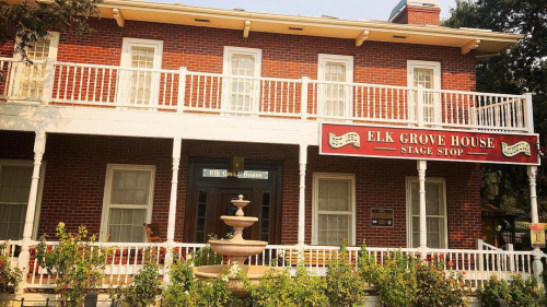 Elk Grove House Stage Shop in Elk Grove, California.png