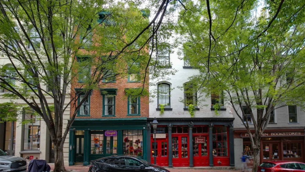 Brick facades of buildings along Shockoe Slip's main commercial street.