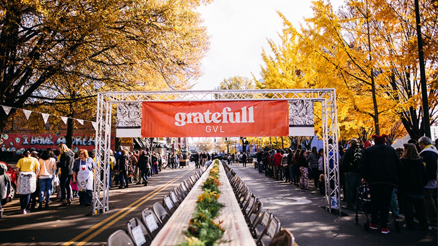 Share a potluck meal on Main St. with Gratefull GVL, Monday, Nov. 25 ๐ฝ๏ธ