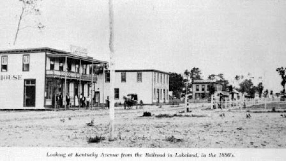 Photo of Kentucky Ave from the 1880s