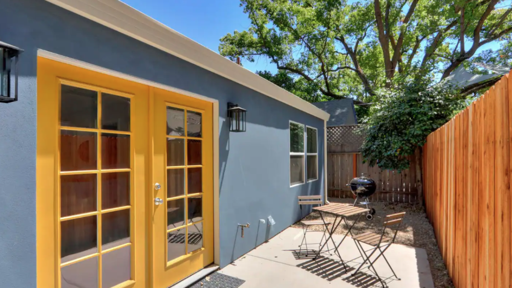 SAC Airbnb CG
