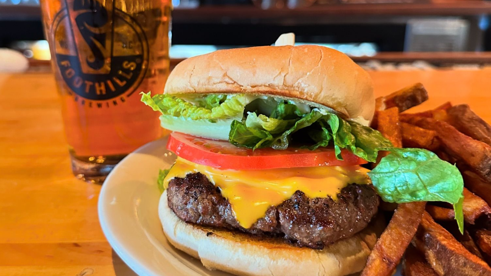 WStoday_foothills burger