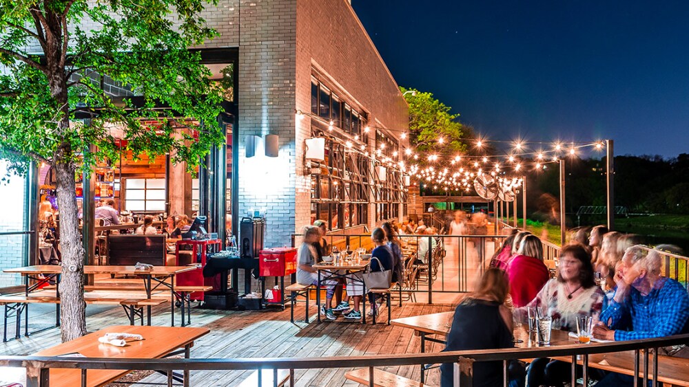 FTW-Patio-dining-WestBend-NOV