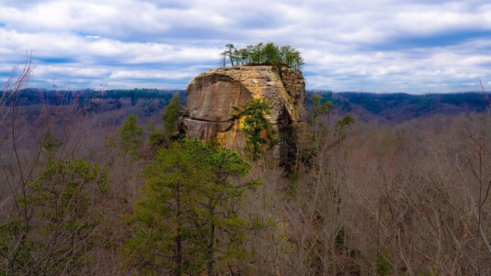 A distant view of Courthouse Rock at the Red River Gorge.
