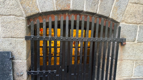 BOS-Kings-Chapel-Crypt-Gate-2023