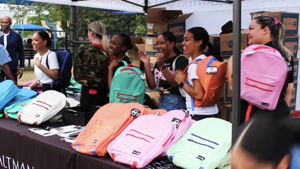 Back to school backpack giveaway in Mattapan - BOStoday Back to school backpack giveaway in Mattapan - BOStoday