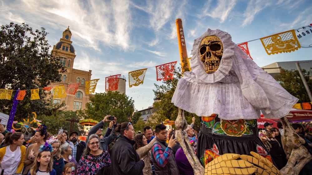 SATX_pearl_dia_de_los_muertos.jpg