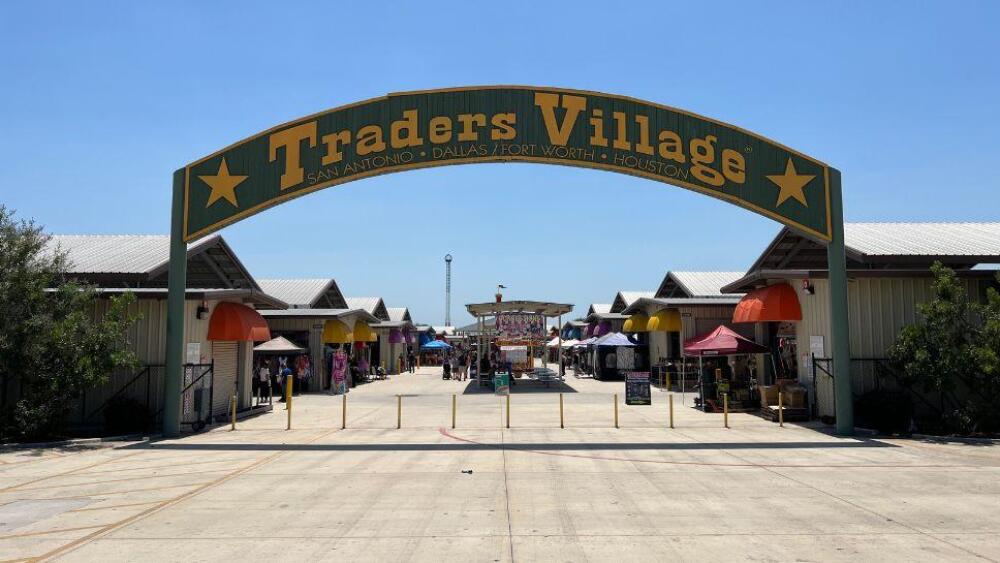 traders-village-WP Resize