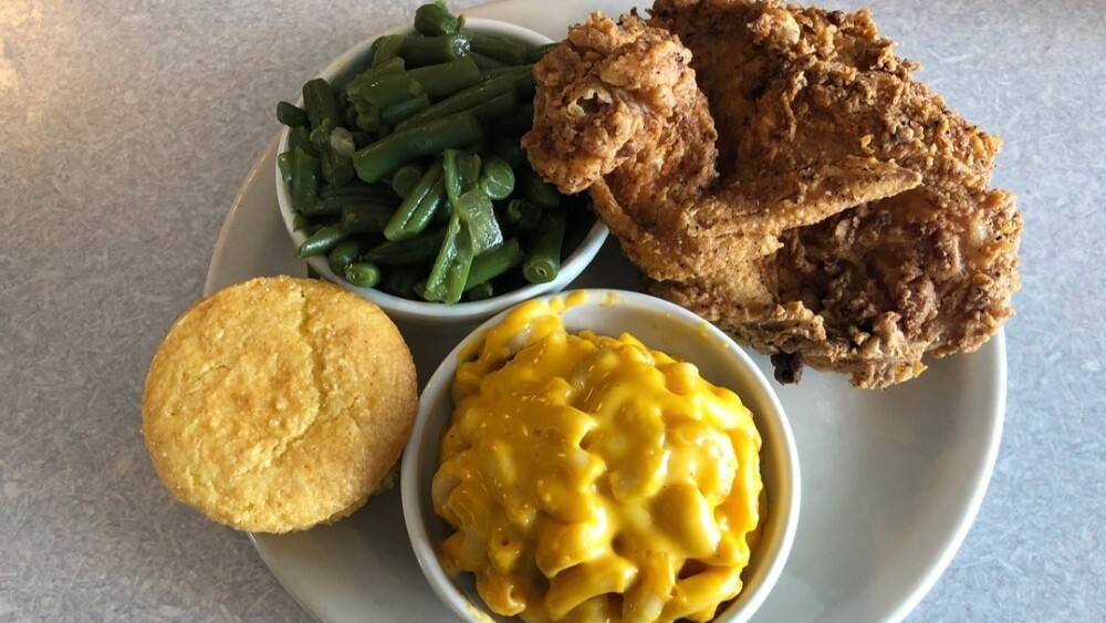 INDY_His Place Eatery soul food_SEP2023