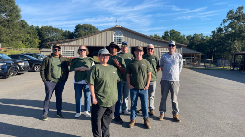 AFL employees volunteering at a local organization.