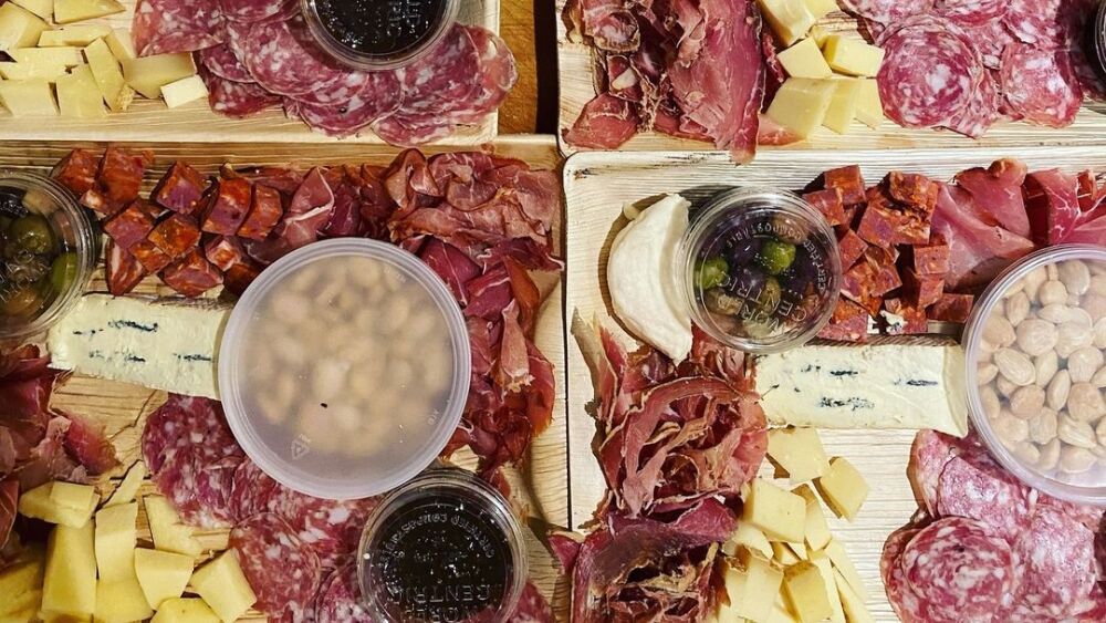 INDY_Goose the Market_charcuterie board_NOV2023