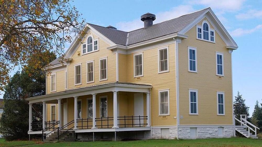 fort lawton