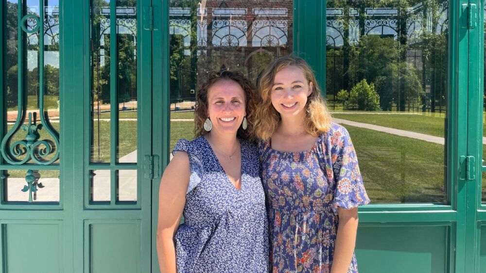 WStoday: Mollie and Sarah Bradford