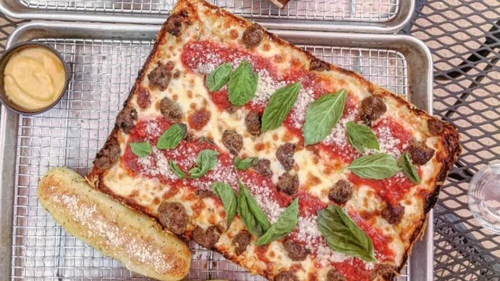 INDYtoday: INDY_Futuro Pizza_OCT23