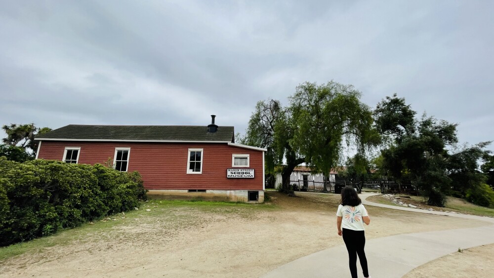 SD Mason Street Schoolhouse Landmarks Guide