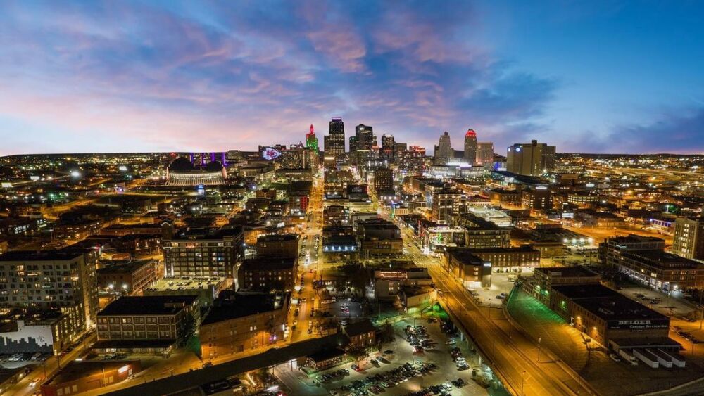 KC_downtown photo by @kansasdroneguy