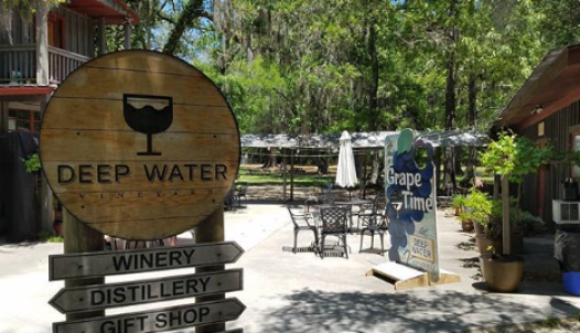 sign at deep water vineyard