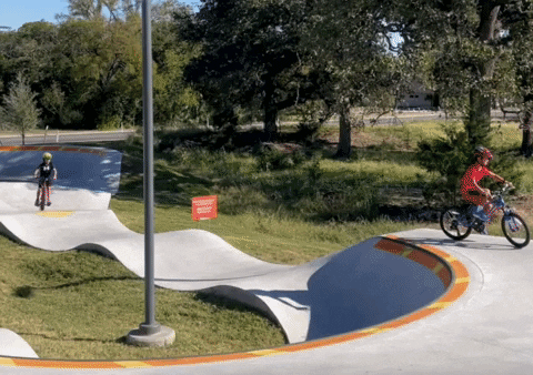 A gif of the Mueller skate park, panning
