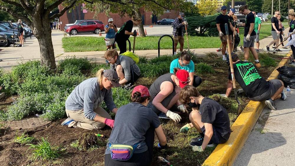 Volunteers digging on Mass Ave.