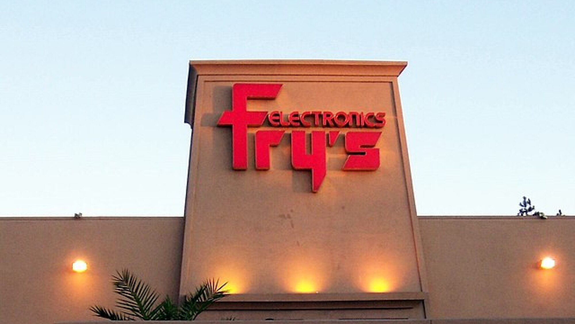 The history of Fry's Electronics, legacy San Jose California superstores