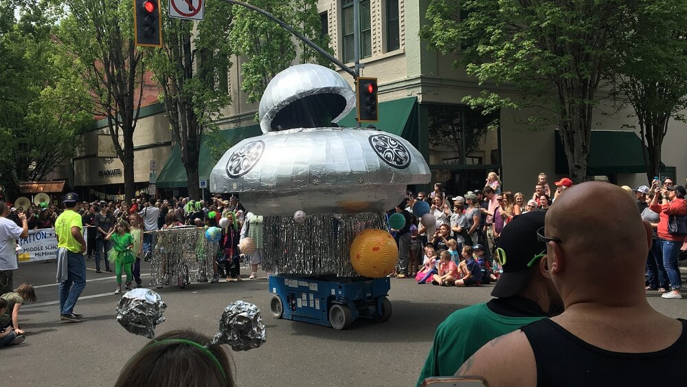 ufo festival mcminnville.png