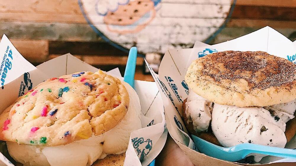 Ice cream sandwiches at Baked Bear