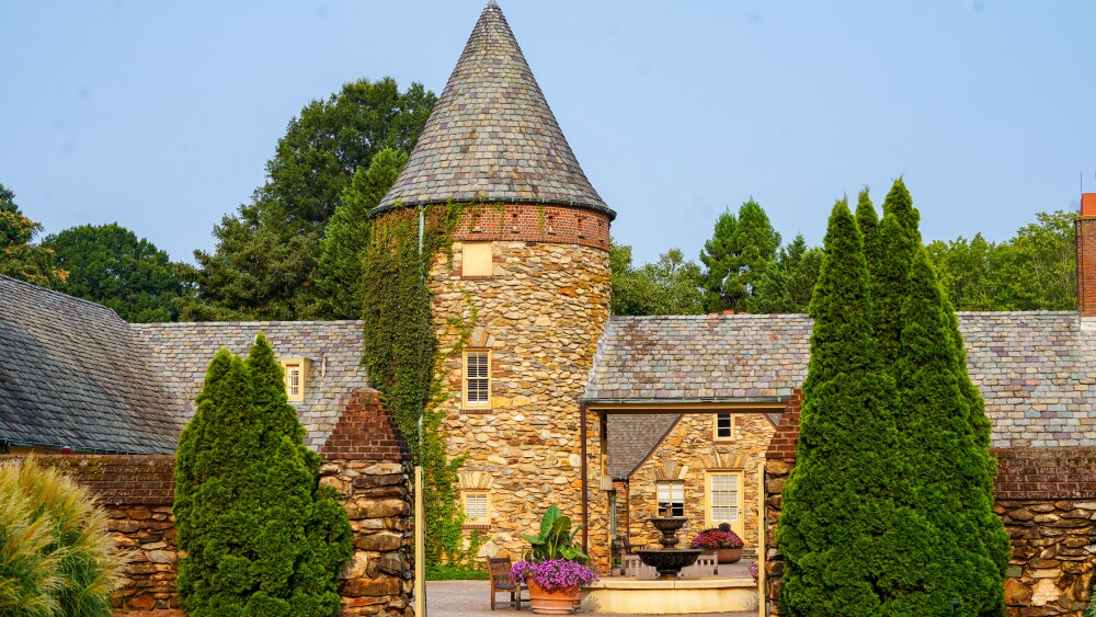 WStoday: The Mews at the Graylyn Estate